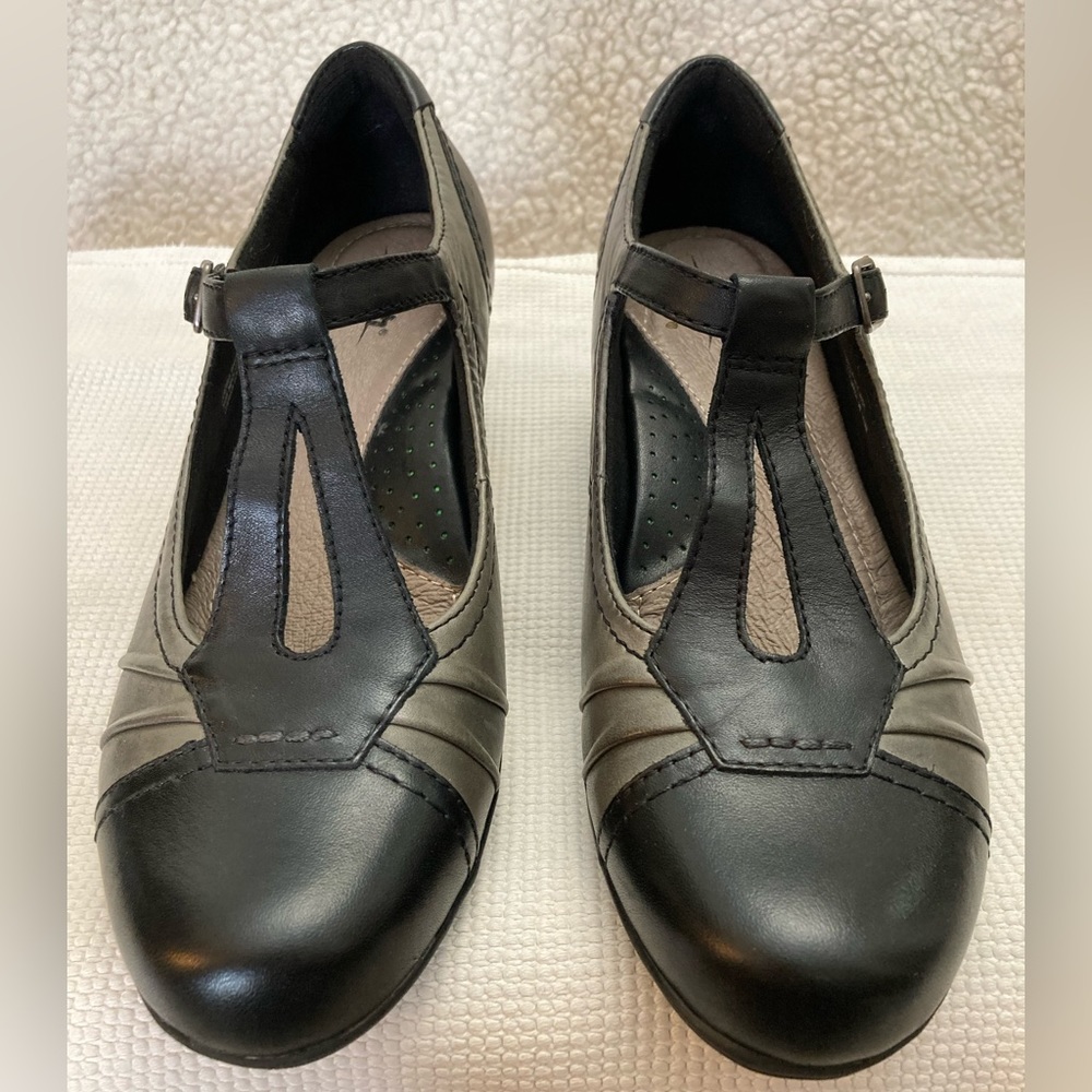 Wanderlust Black & Grey Calf Leather T-strap Pumps